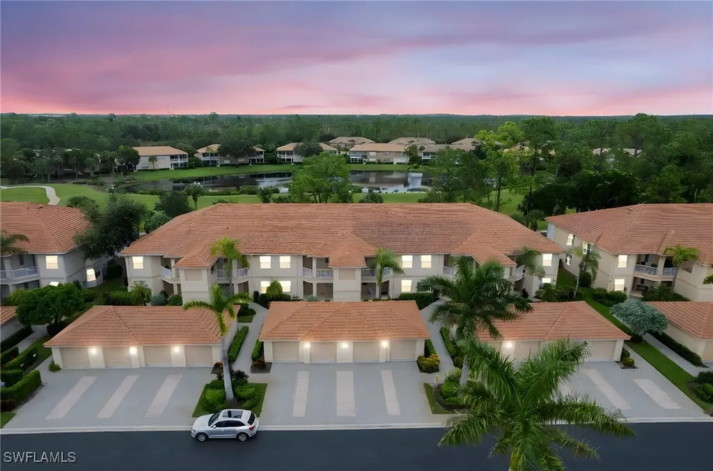 3977 Bishopwood Court E Naples FL 34114