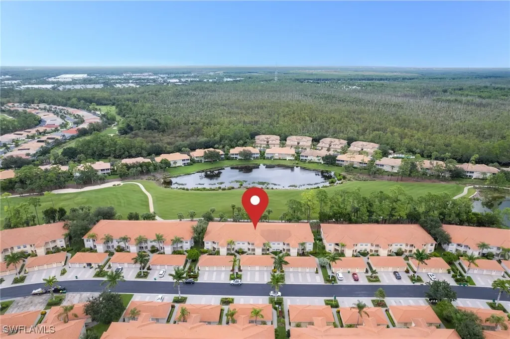 3977 Bishopwood Court E Naples FL 34114