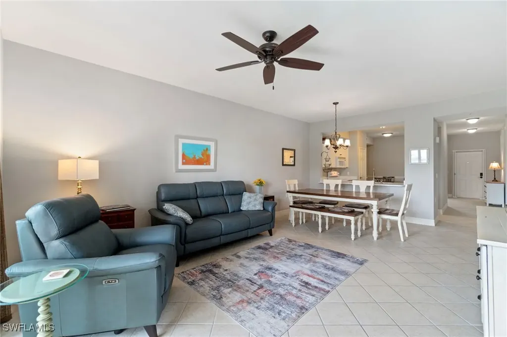 3977 Bishopwood Court E Naples FL 34114