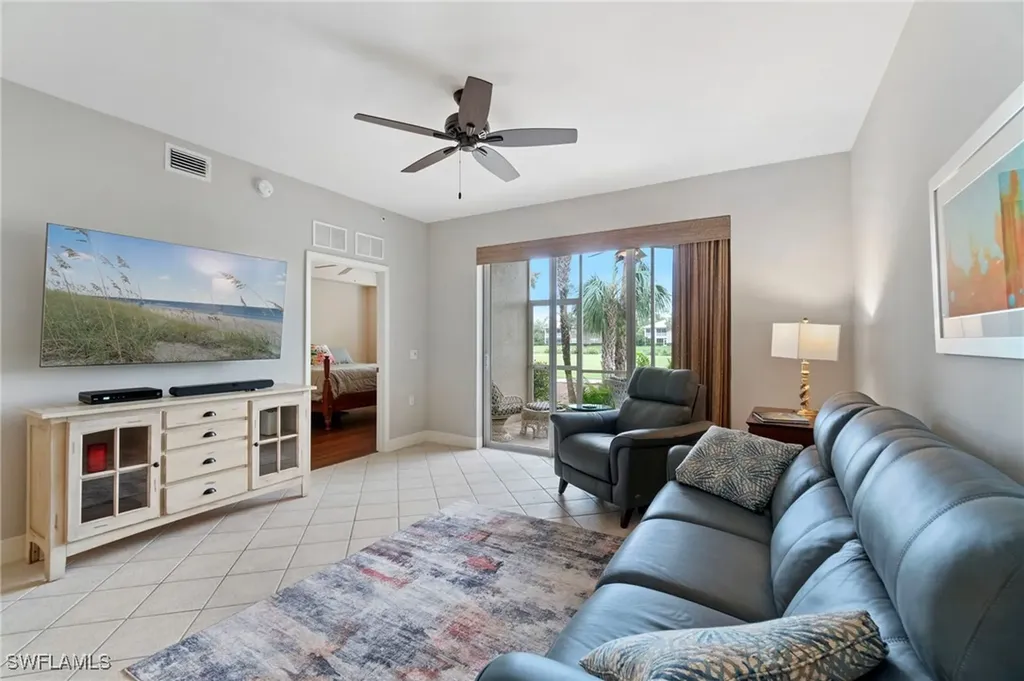 3977 Bishopwood Court E Naples FL 34114