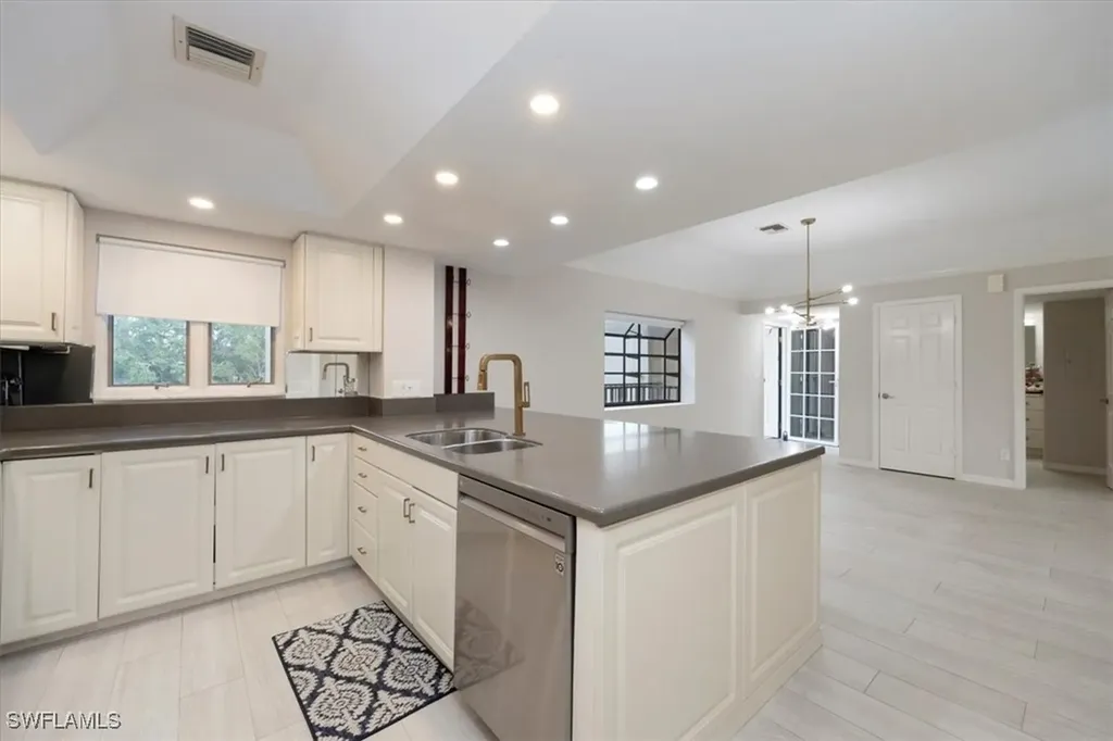 1518 Oyster Catcher Point Naples FL 34105