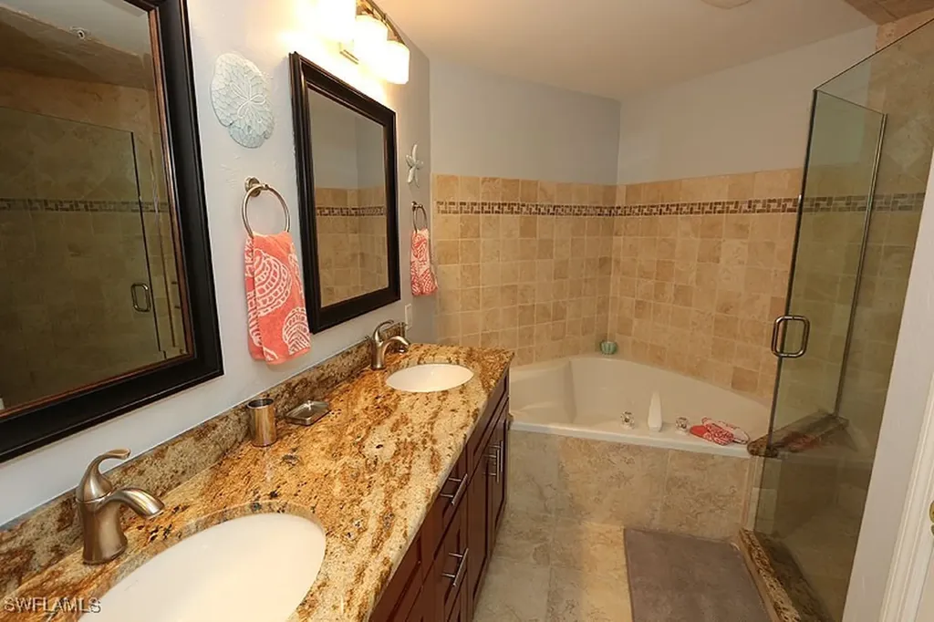 2110 Arielle Drive Naples FL 34109