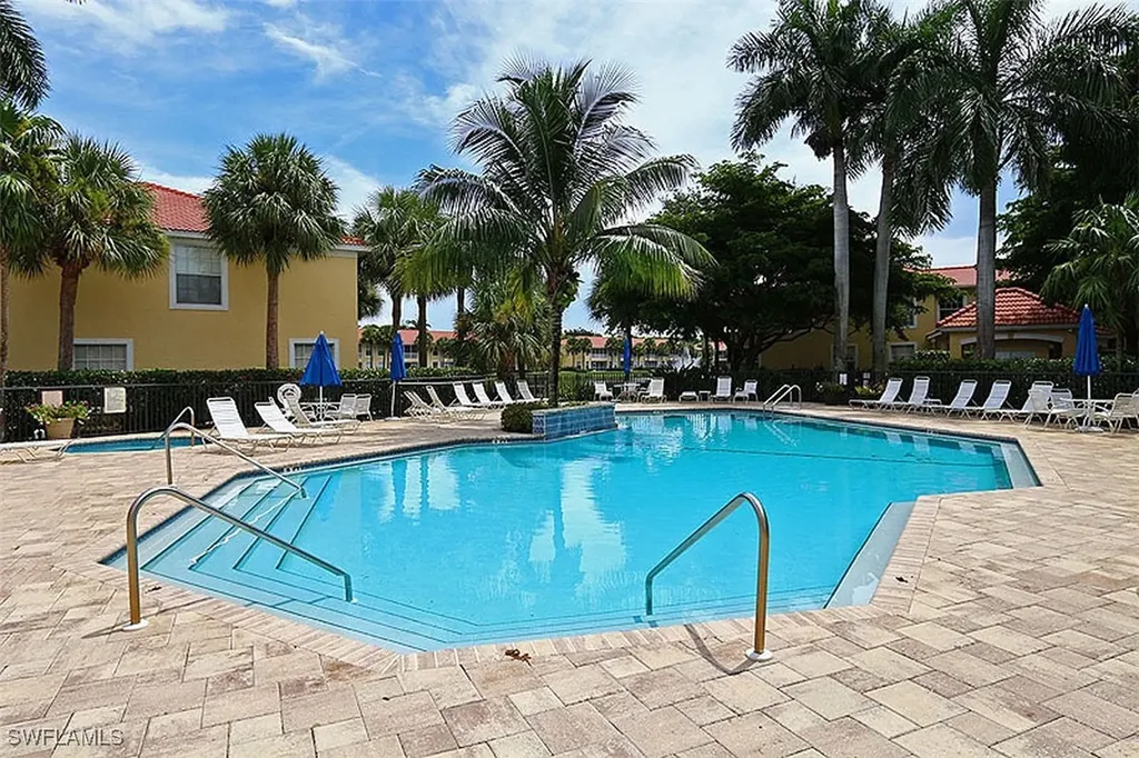 2110 Arielle Drive Naples FL 34109