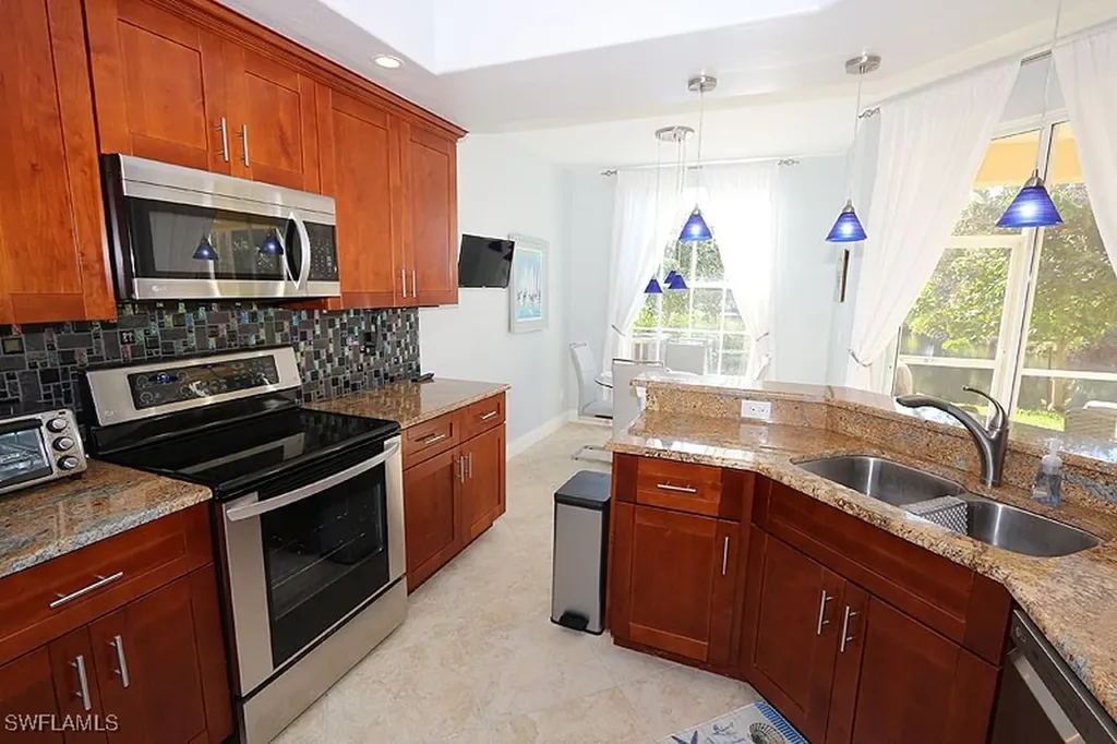 2110 Arielle Drive Naples FL 34109