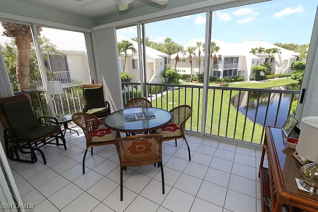 784 Willowbrook Drive Naples FL 34108