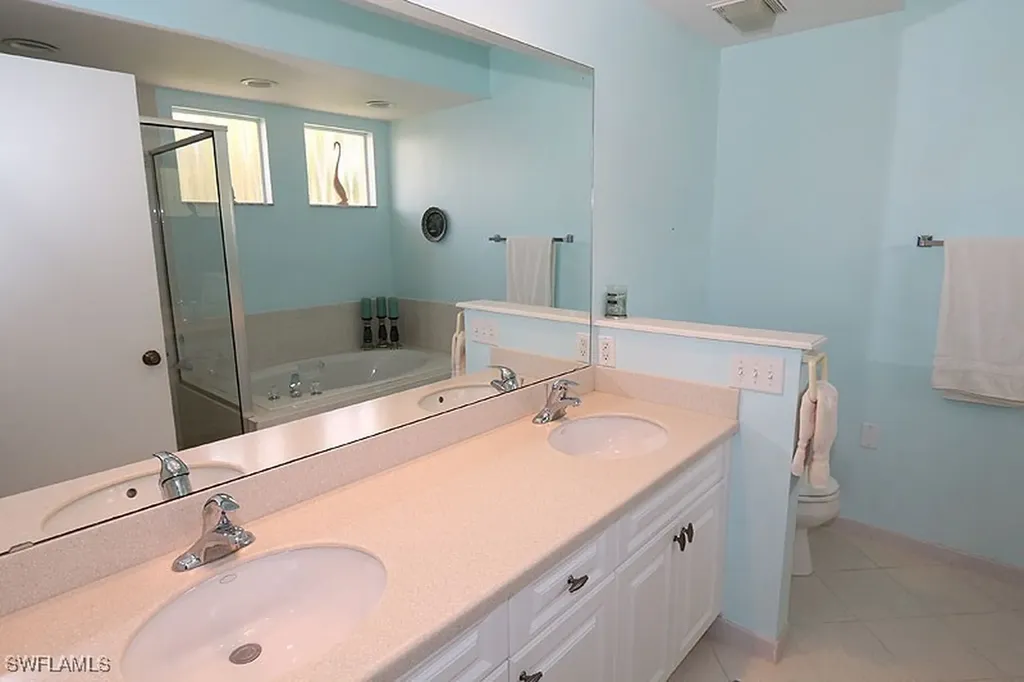 784 Willowbrook Drive Naples FL 34108