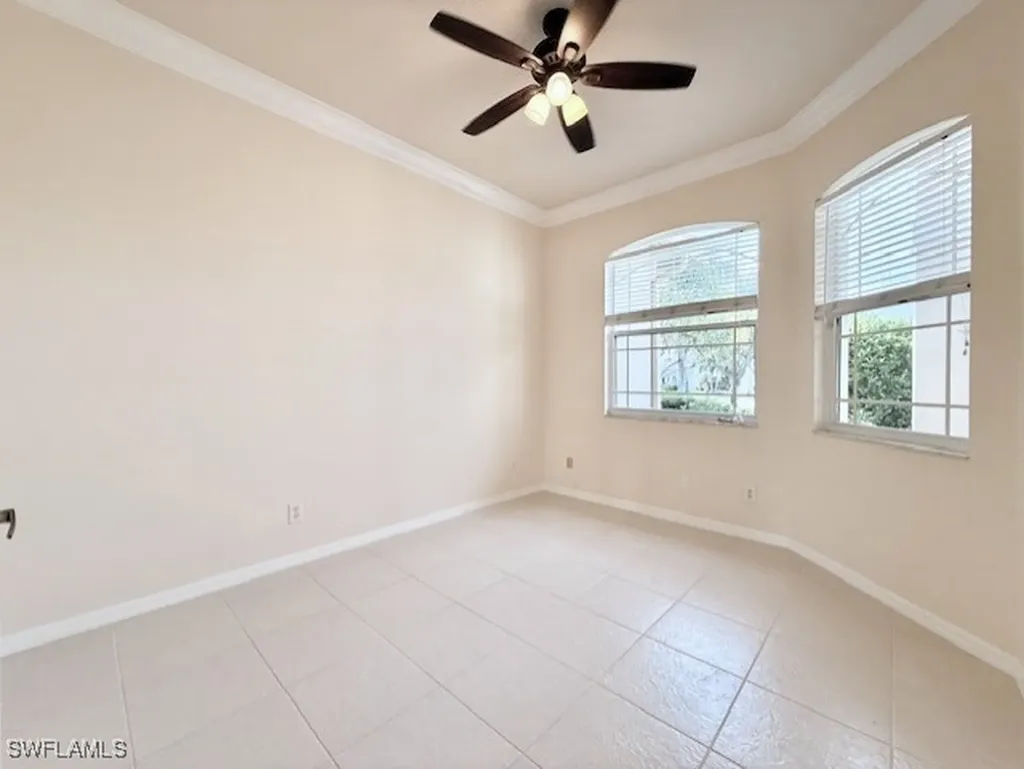 1098 Port Orange Way Naples FL 34120