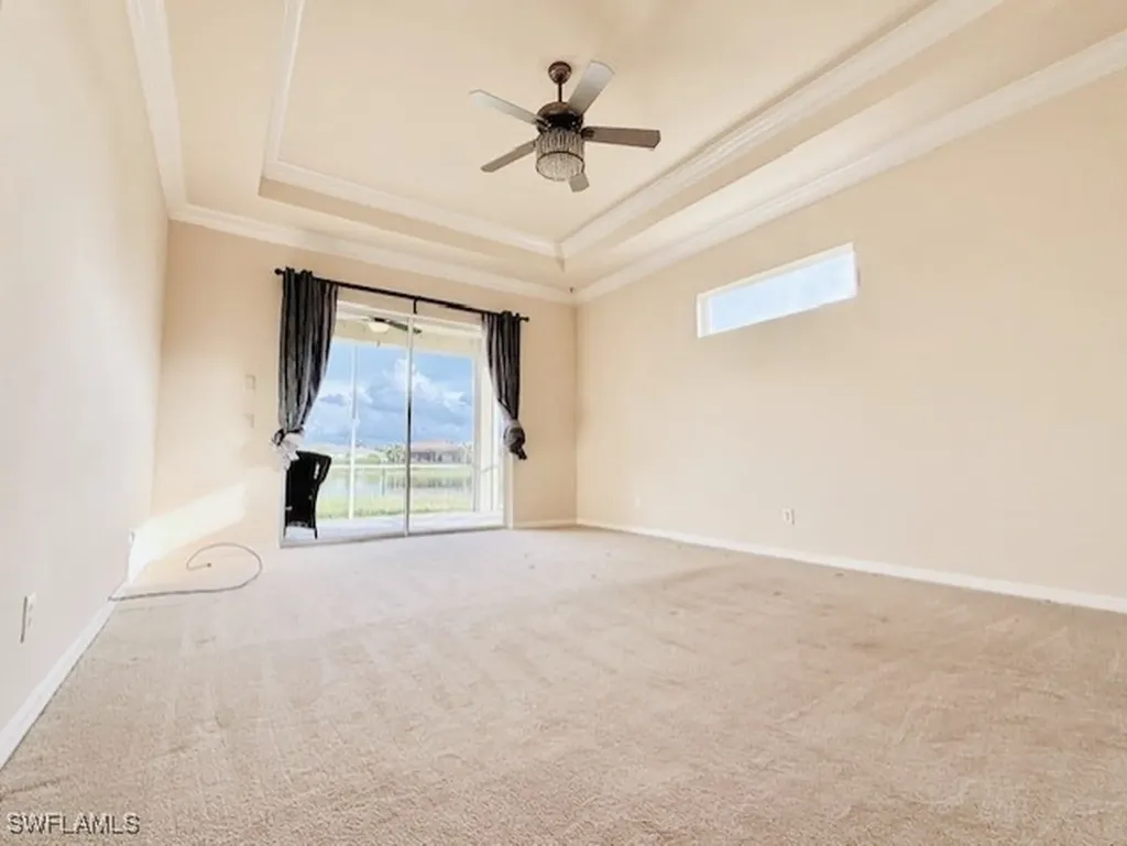 1098 Port Orange Way Naples FL 34120