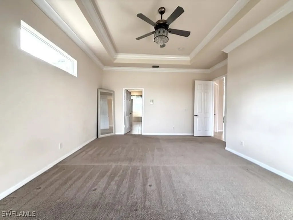 1098 Port Orange Way Naples FL 34120