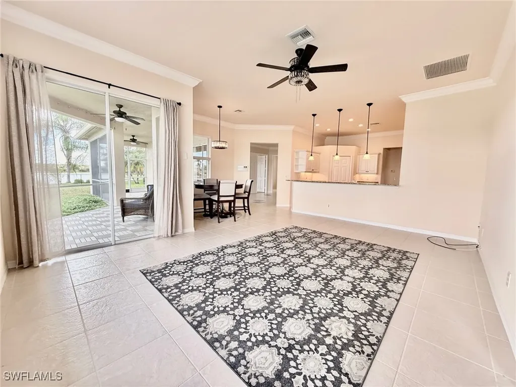 1098 Port Orange Way Naples FL 34120