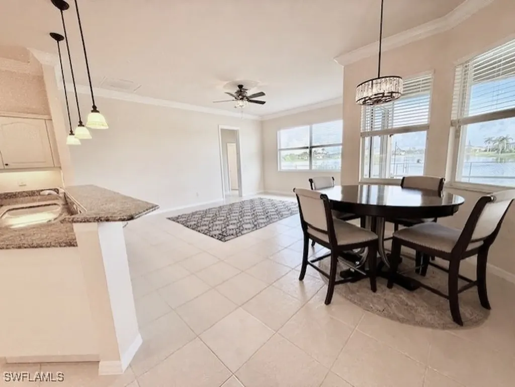 1098 Port Orange Way Naples FL 34120