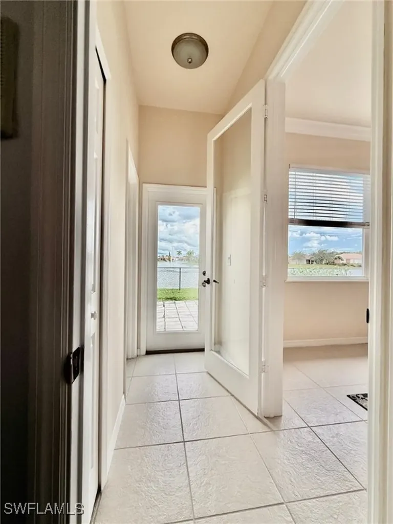 1098 Port Orange Way Naples FL 34120