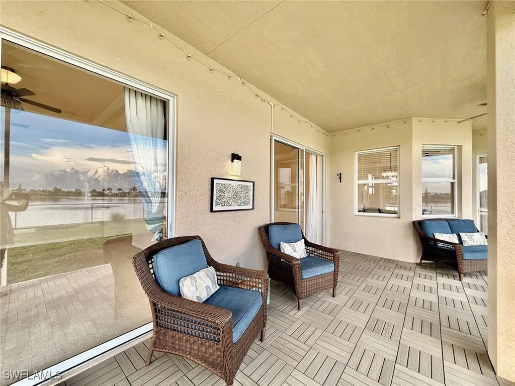 1098 Port Orange Way Naples FL 34120