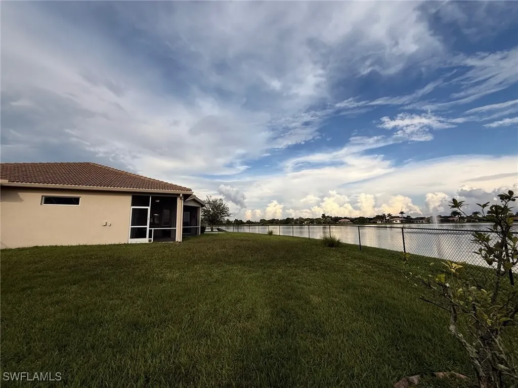 1098 Port Orange Way Naples FL 34120