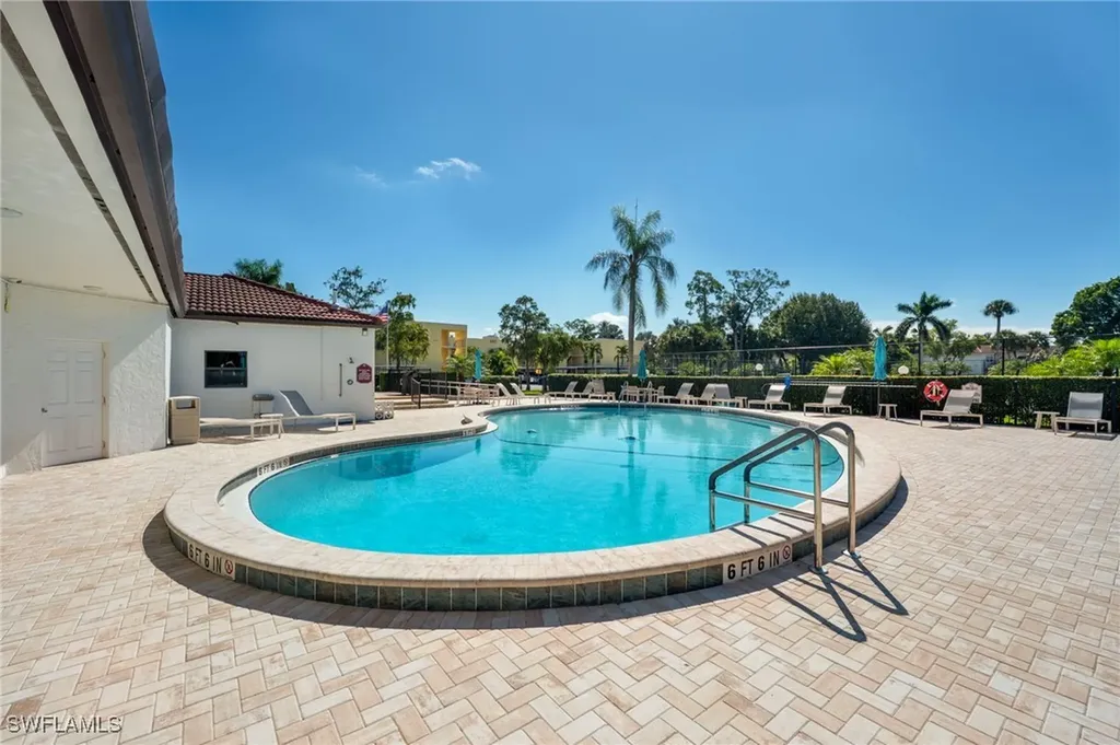 1055 Forest Lakes Drive Naples FL 34105