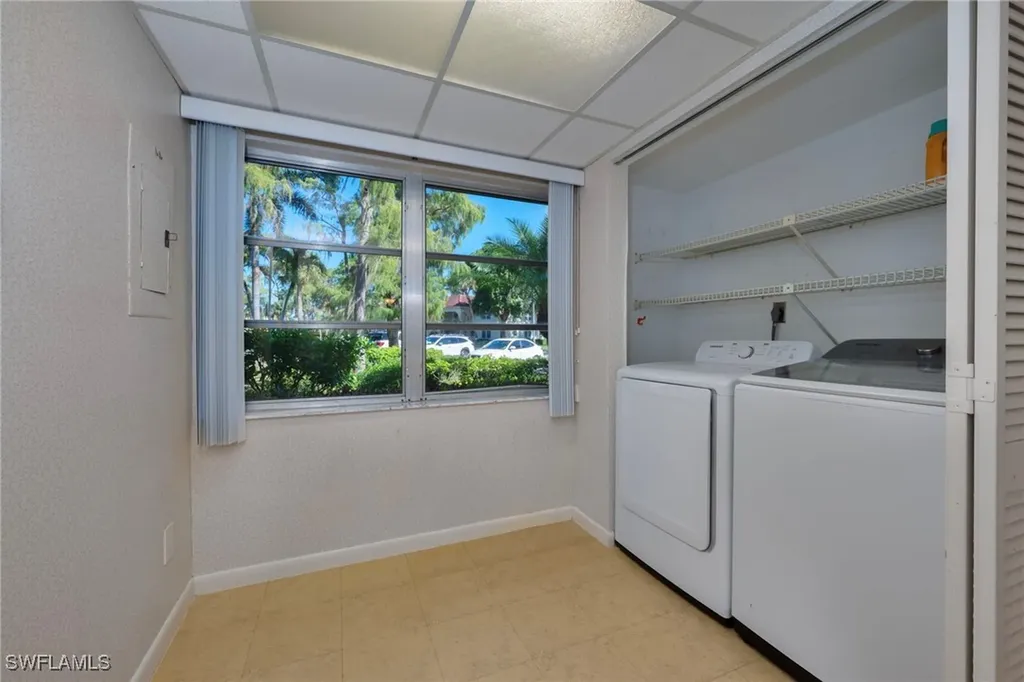 1055 Forest Lakes Drive Naples FL 34105