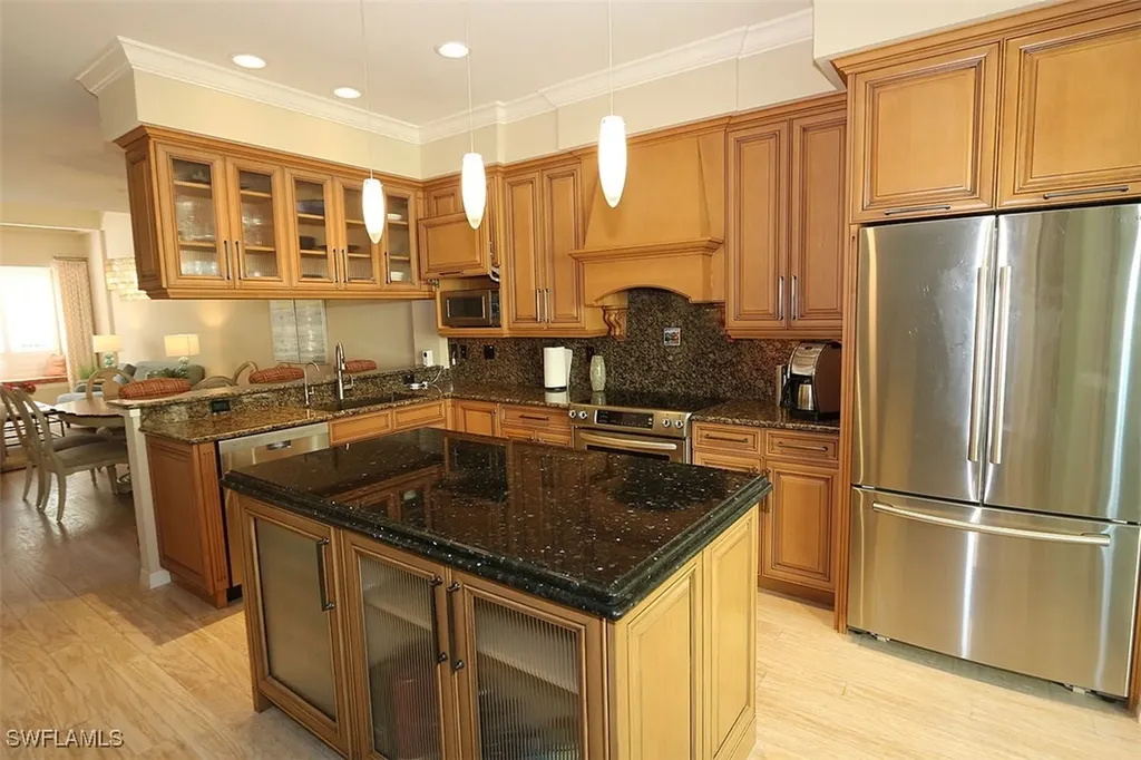 1080 5th Street S Naples FL 34102