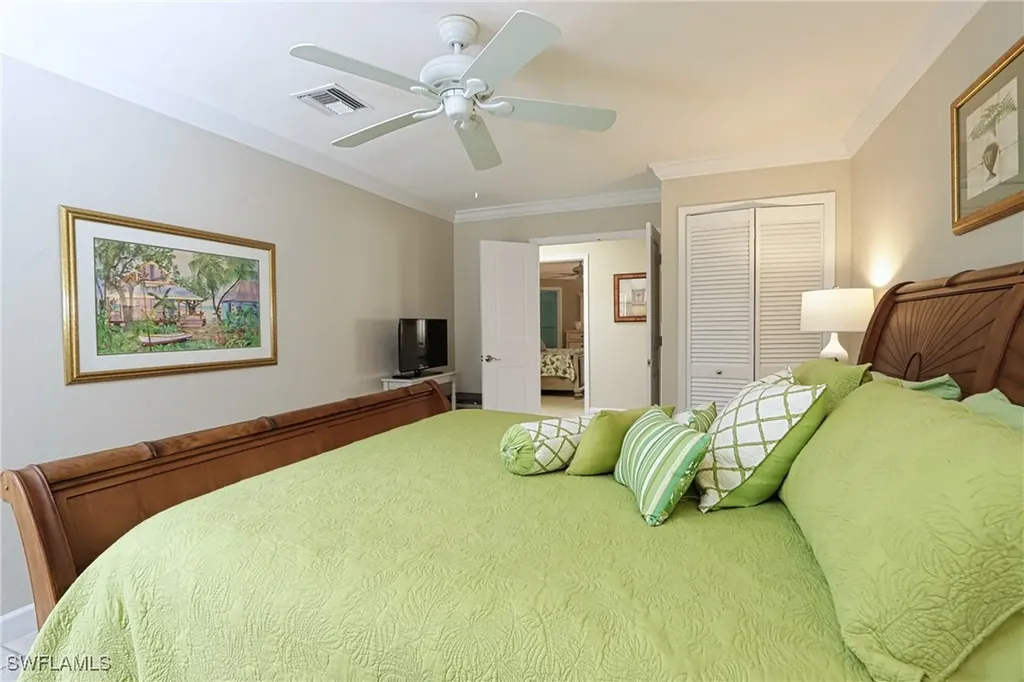 6810 Sand Pointe Circle Naples FL 34108