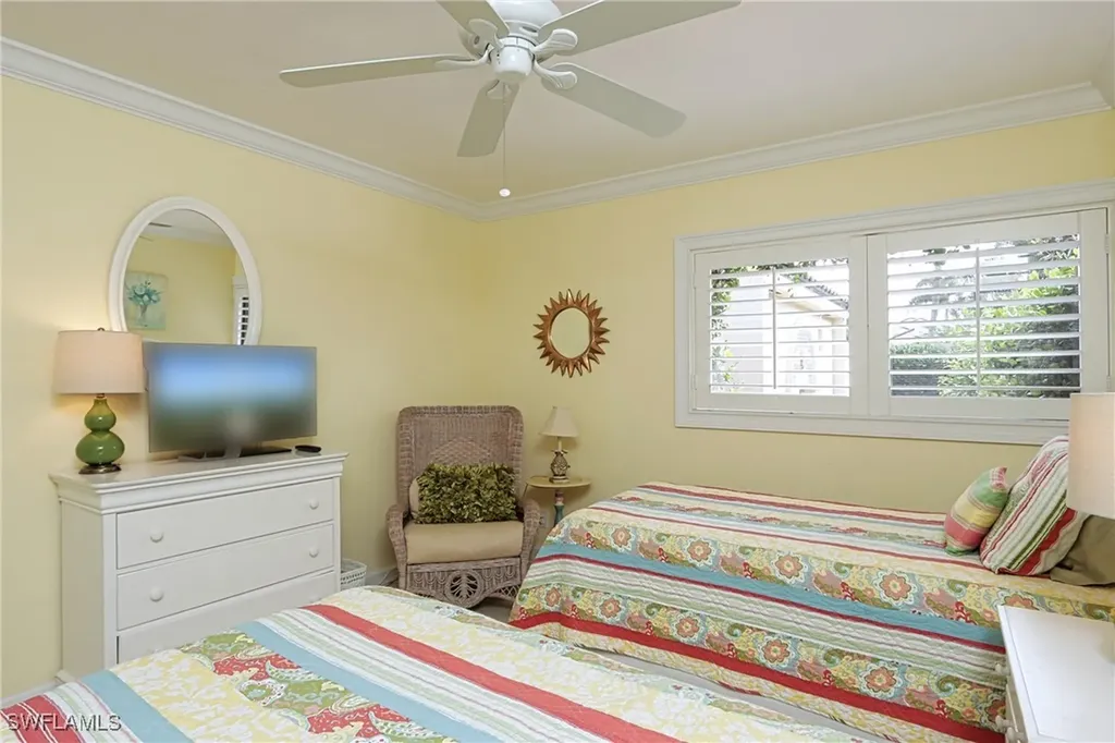 6810 Sand Pointe Circle Naples FL 34108