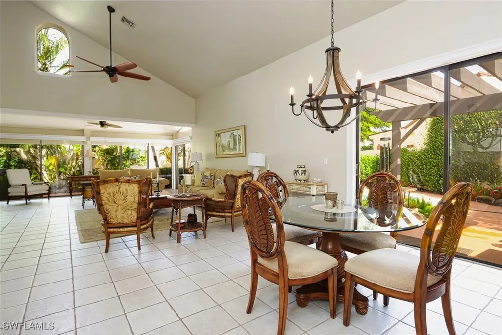 6810 Sand Pointe Circle Naples FL 34108