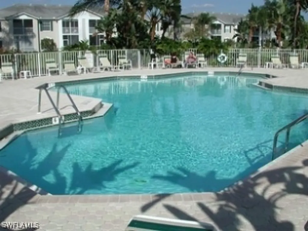847 Tanbark Drive Naples FL 34108