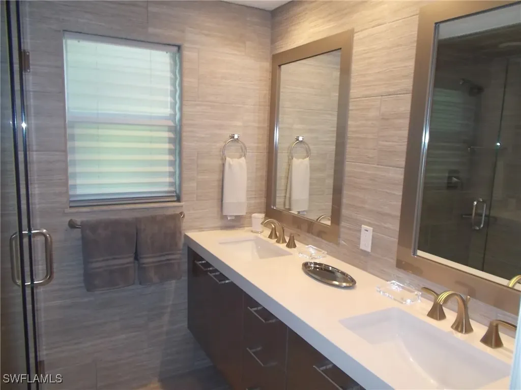 847 Tanbark Drive Naples FL 34108