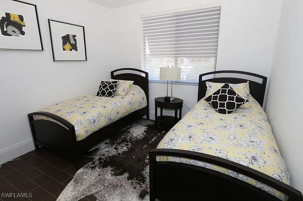 1035 3rd Avenue S Naples FL 34102