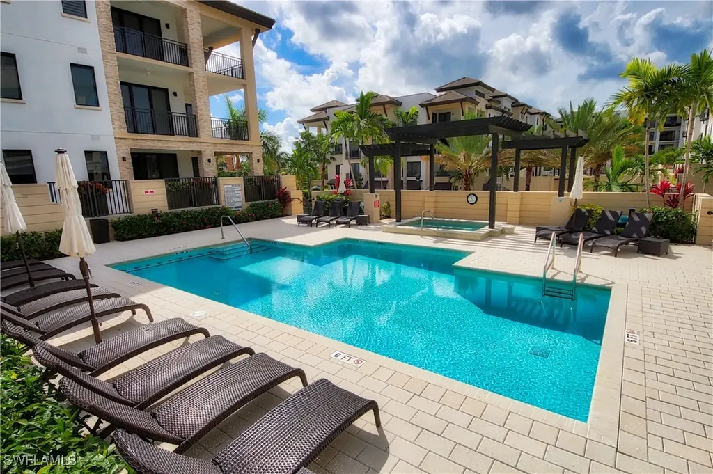 1035 3rd Avenue S Naples FL 34102