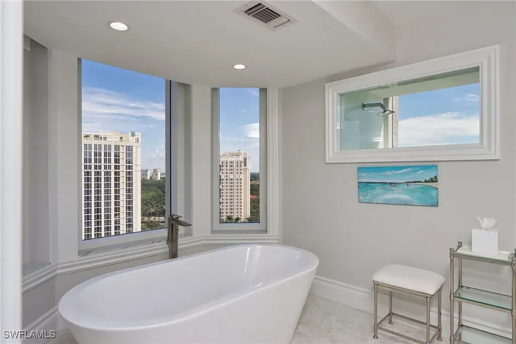 6849 Grenadier Boulevard Naples FL 34108
