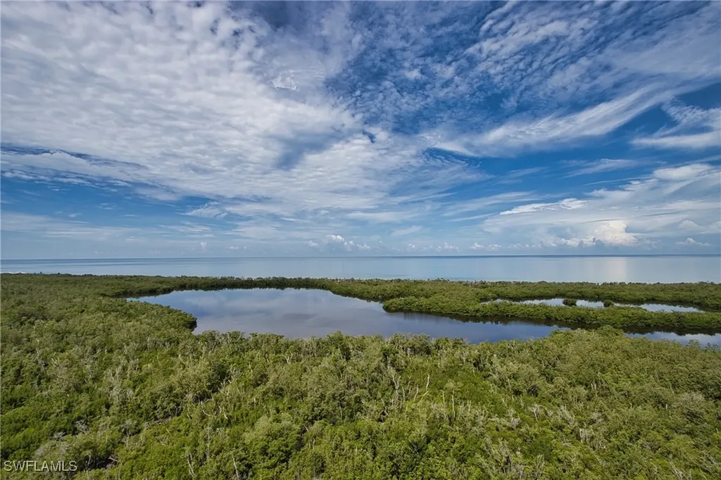 6849 Grenadier Boulevard Naples FL 34108