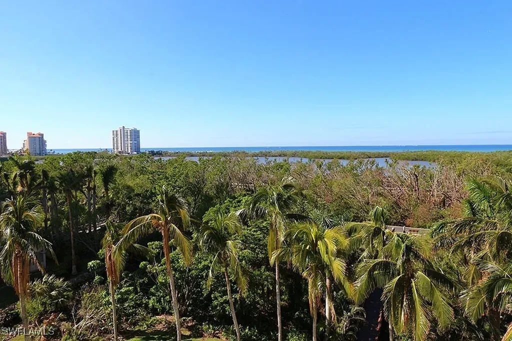 5550 Heron Point Drive Naples FL 34108