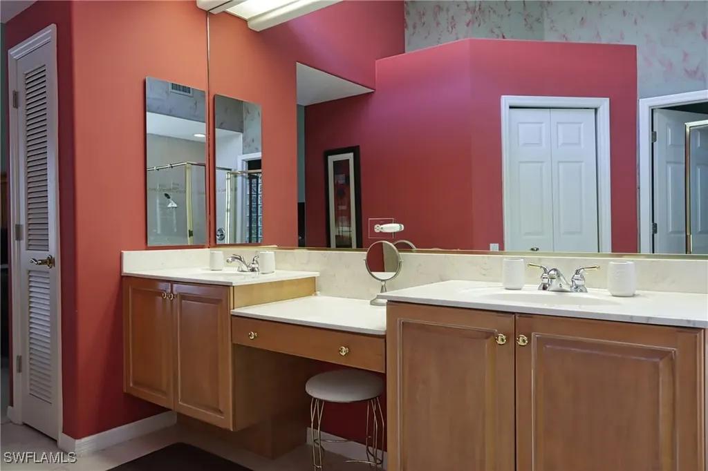 5901 Ashford Lane Naples FL 34110