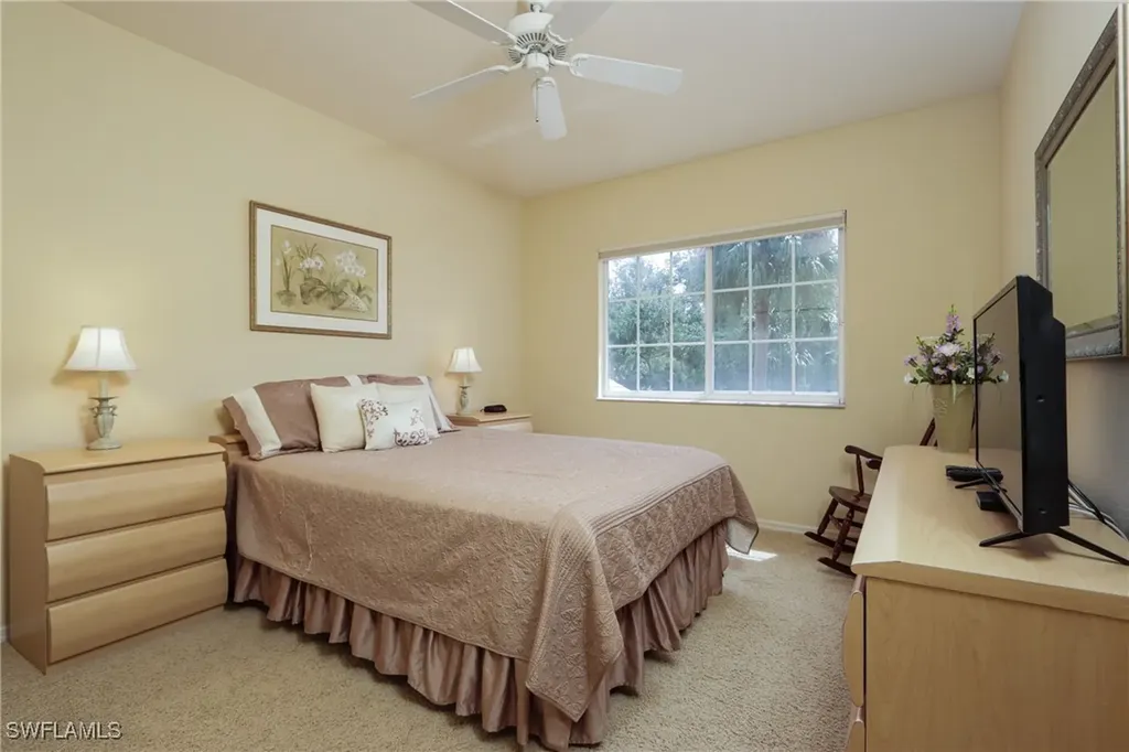 5815 Persimmon Way Naples FL 34110-2321