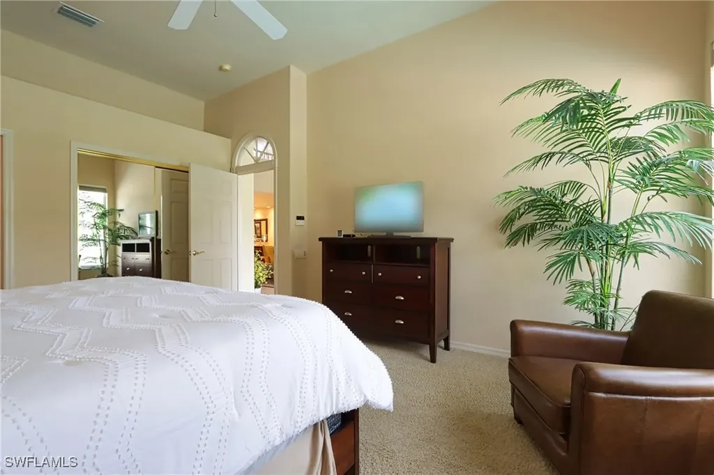 5815 Persimmon Way Naples FL 34110-2321
