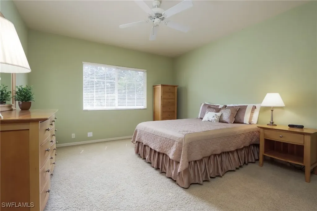 5815 Persimmon Way Naples FL 34110-2321