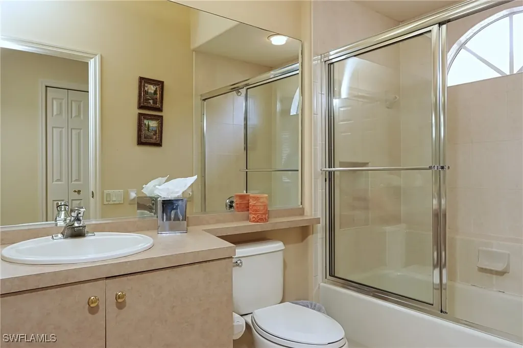 5815 Persimmon Way Naples FL 34110-2321