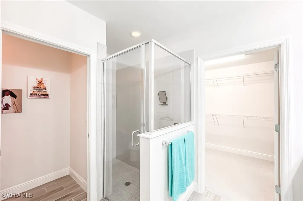 6940 Avalon Circle Naples FL 34112