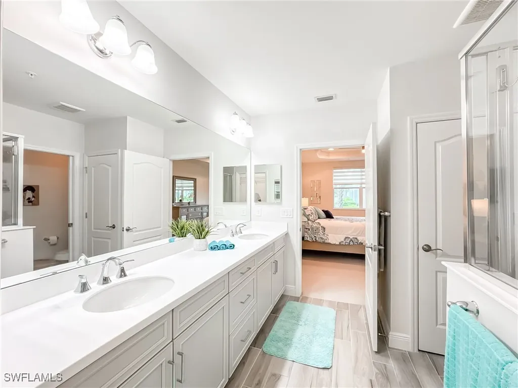 6940 Avalon Circle Naples FL 34112