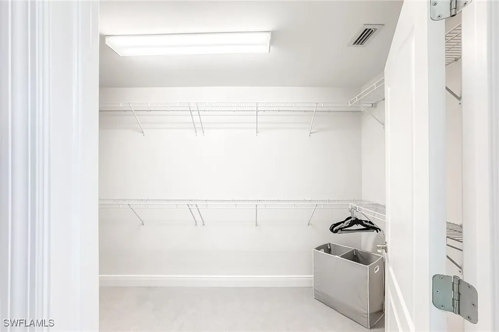 6940 Avalon Circle Naples FL 34112