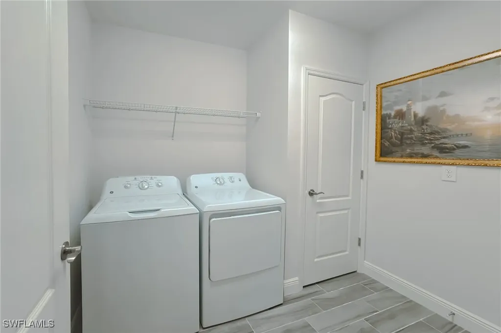 6940 Avalon Circle Naples FL 34112