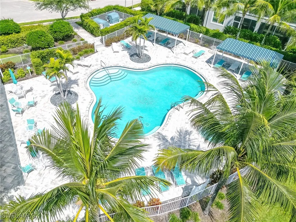 6940 Avalon Circle Naples FL 34112