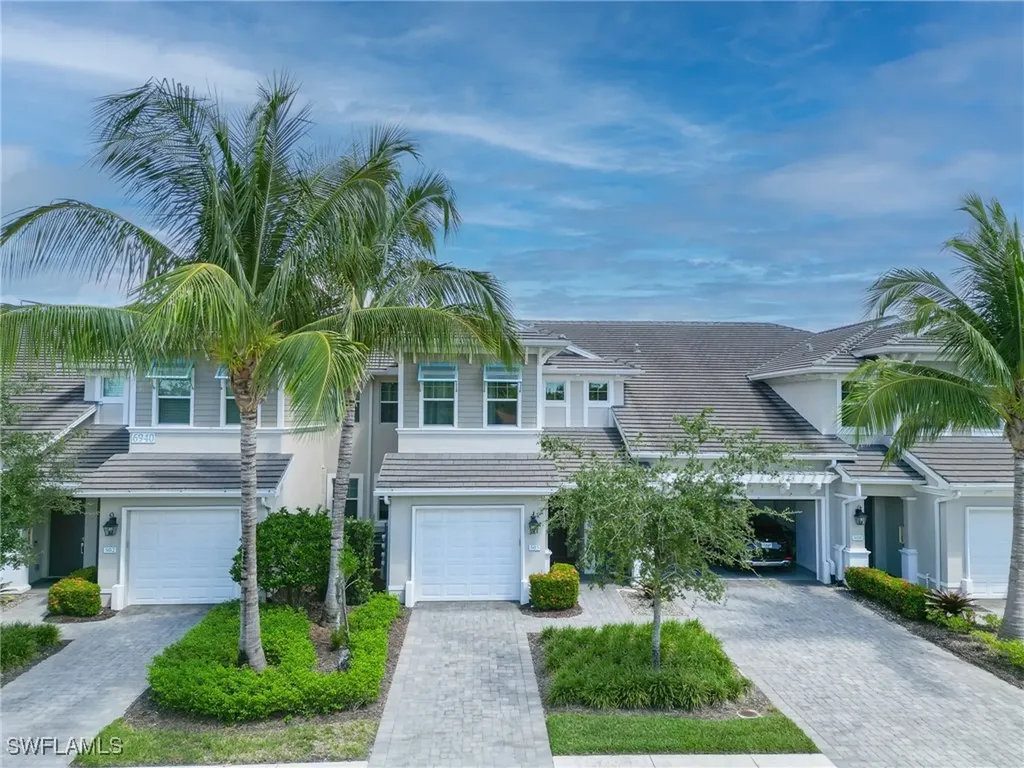 6940 Avalon Circle Naples FL 34112