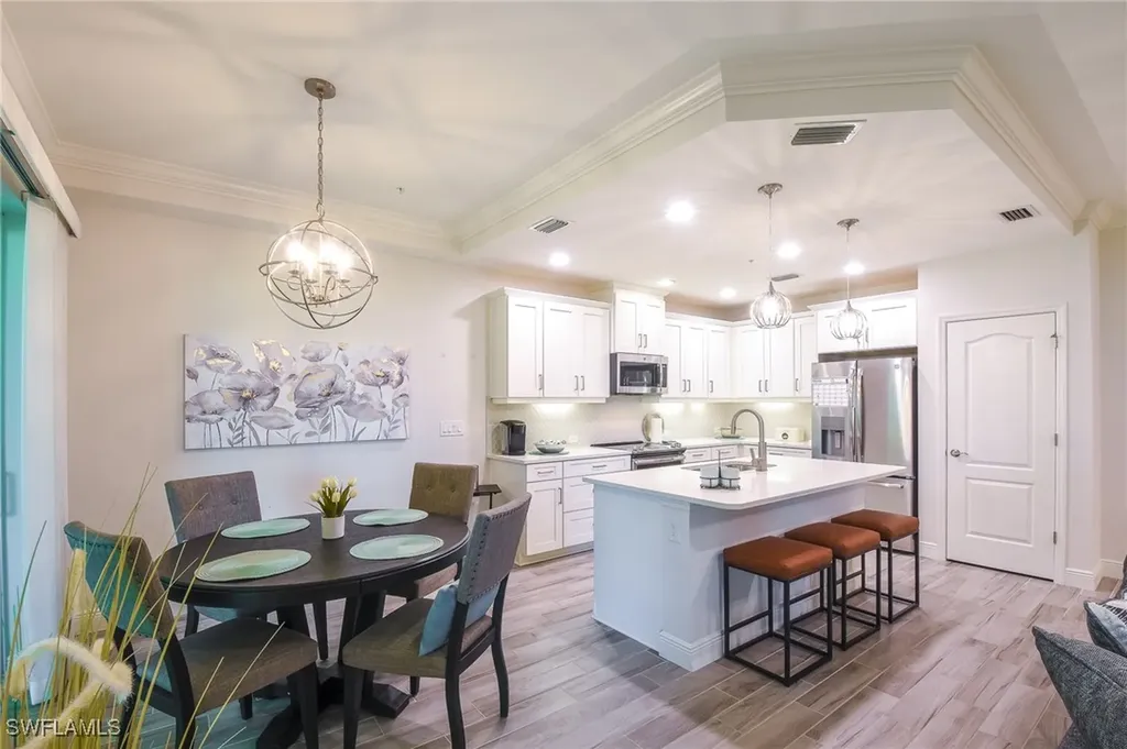 6940 Avalon Circle Naples FL 34112