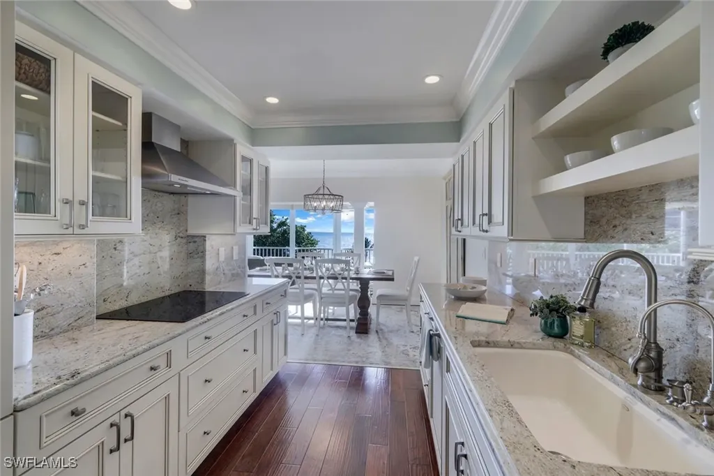 3401 Gulf Shore Boulevard N Naples FL 34103
