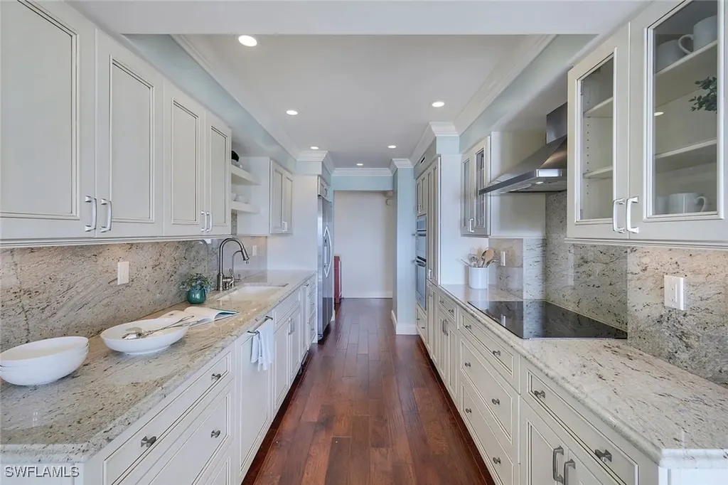 3401 Gulf Shore Boulevard N Naples FL 34103