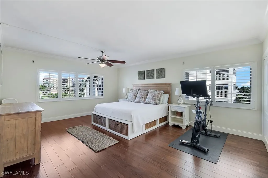 3401 Gulf Shore Boulevard N Naples FL 34103