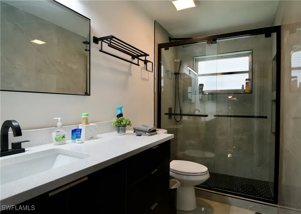 329 SE 47th Terrace Cape Coral FL 33904
