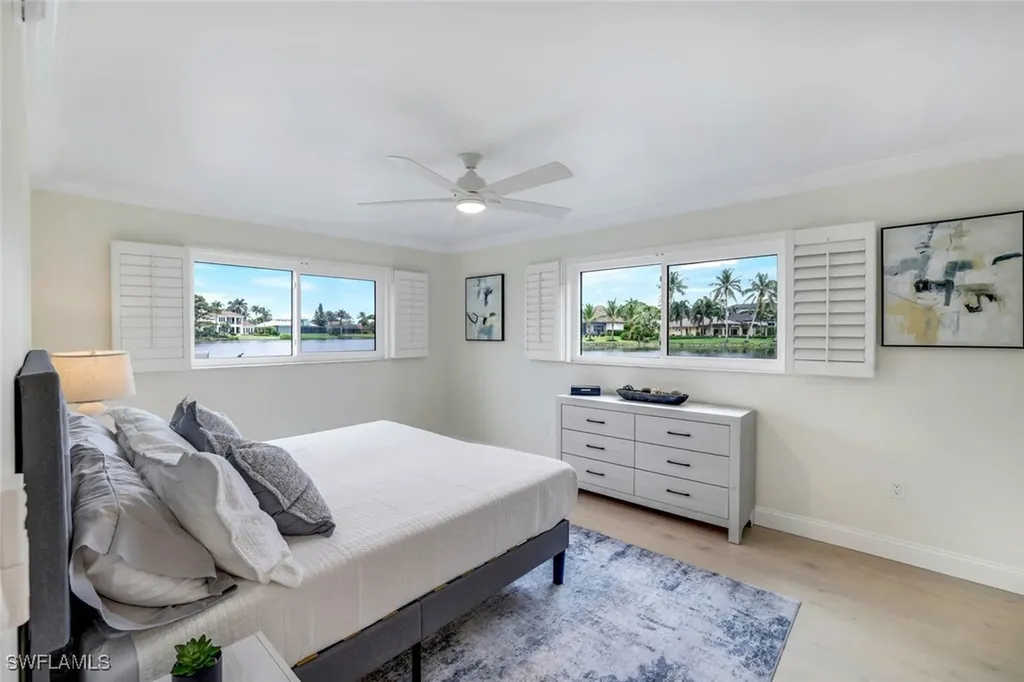 4150 Crayton Road Naples FL 34103