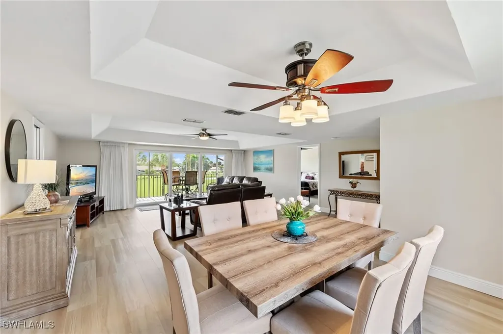 272 Winners Circle Naples FL 34112