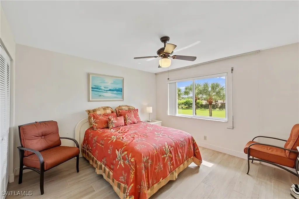 272 Winners Circle Naples FL 34112